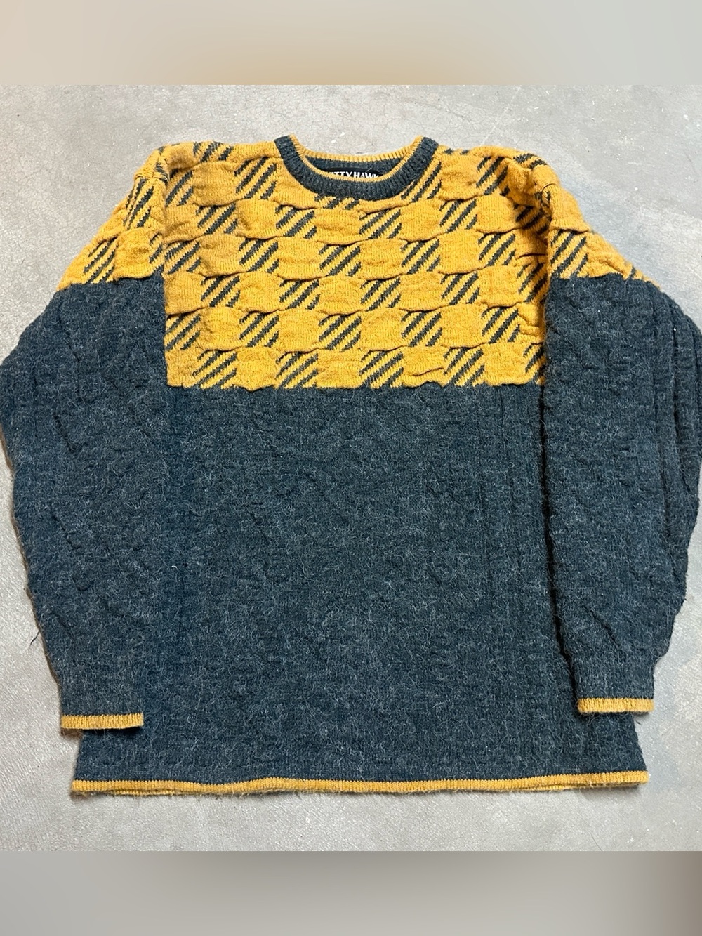 Vintage Kitty Hawk Mens Sweater Size Medium Ski